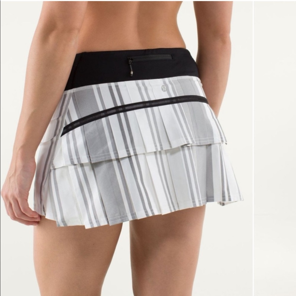 Lululemon white skirt